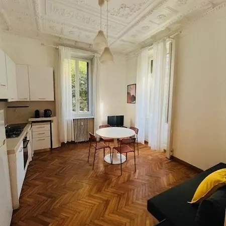 Correggio 44 - Velo Apartament Mediolan