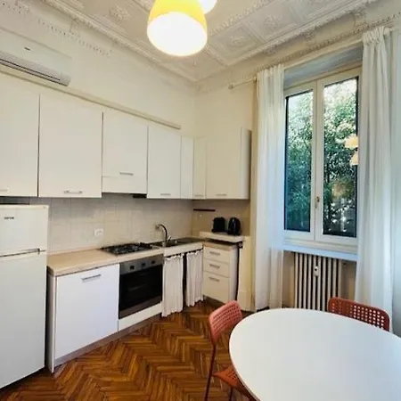 Correggio 44 - Velo Milan