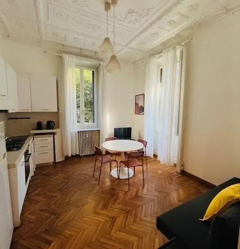 Correggio 44 - Velo Apartament Mediolan